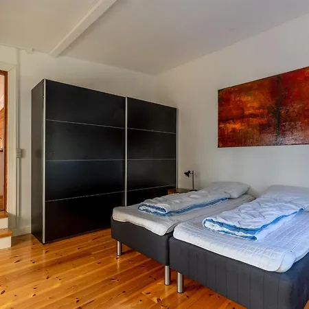 بيت للعطل Huno - 2km From The Sea By Interhome