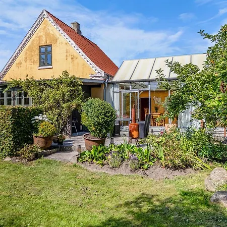 Huno - 2km From The Sea By Interhome Holiday home